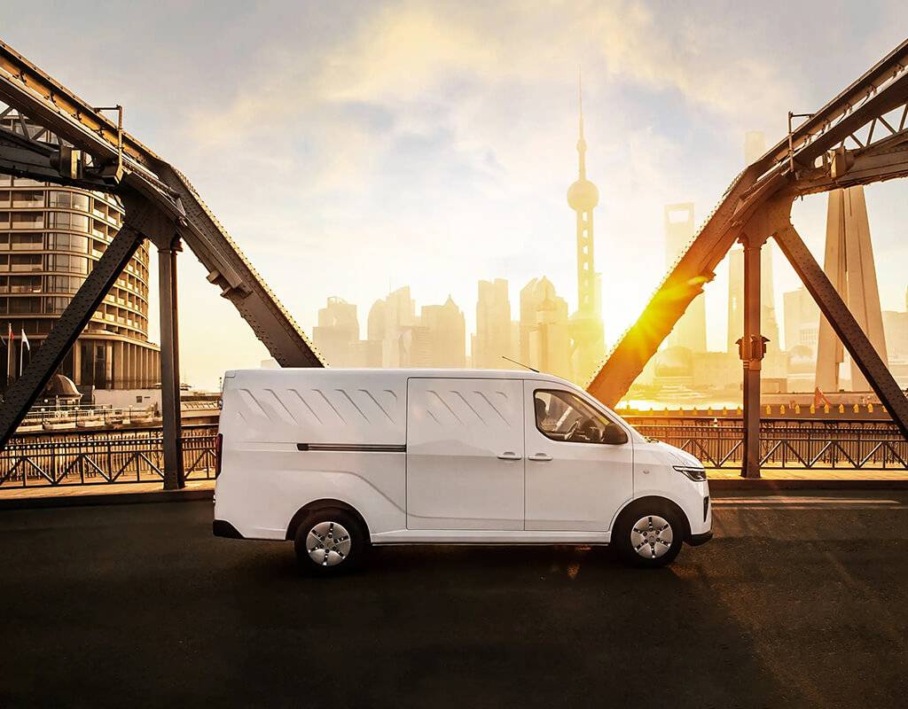 FuDuiAuto_Wuling-Yangguang-EV-2024_003