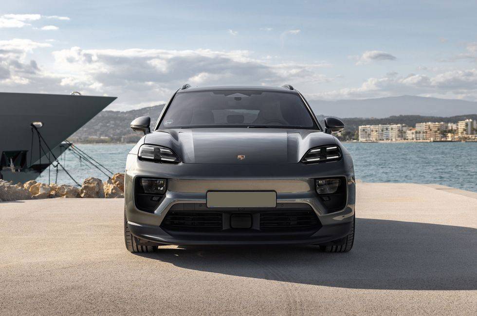 2024-porsche-macan-4-ev-103-6622def16ab02